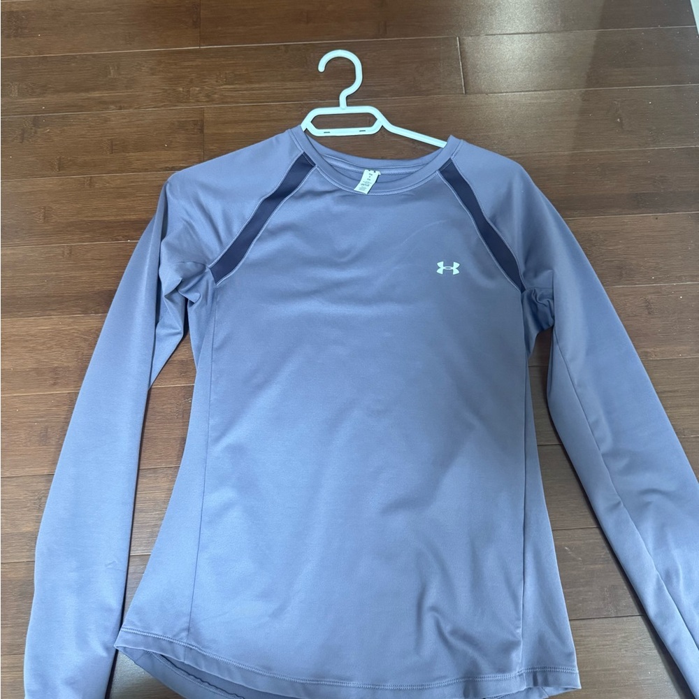 Under Armour Women's Lavender Long Sleeve Tee